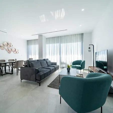 The Palmiers Appart hôtel