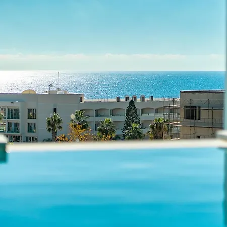 The Palmiers Aparthotel *