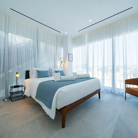 The Palmiers Appart hôtel 4*