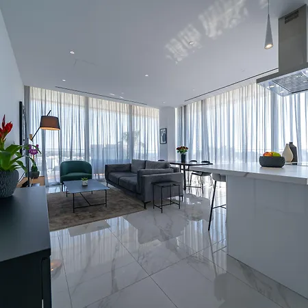 The Palmiers Appart hôtel 4*