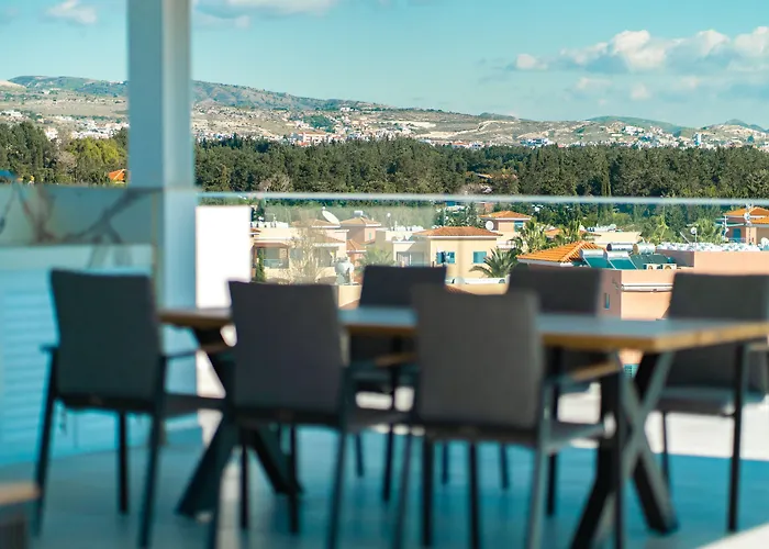 Apartahotel The Palmiers Paphos